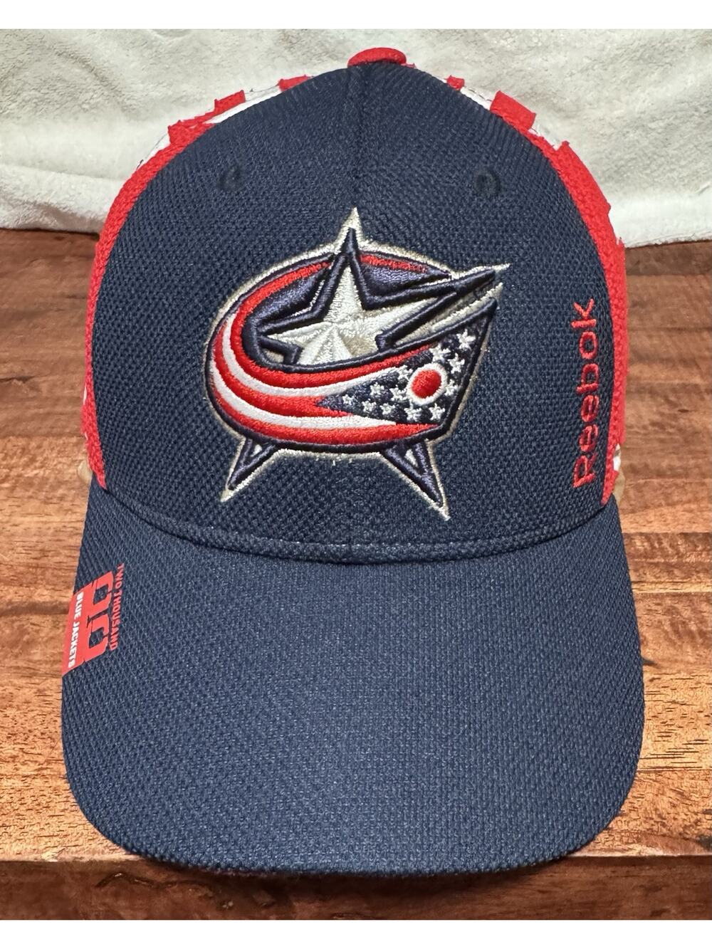Columbus Blue Jackets Hat Cap Fitted Blue Red Old Time Hockey FlexFit L/XL Mens